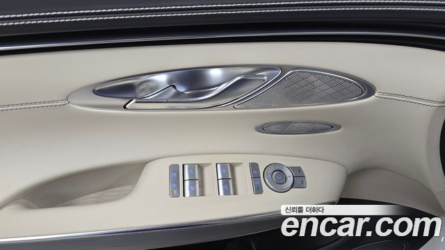 Genesis GV70 2.5T Gasoline 2WD 2023 — фото 22