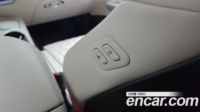 Genesis GV70 2.5T Gasoline 2WD 2023 — фото 33