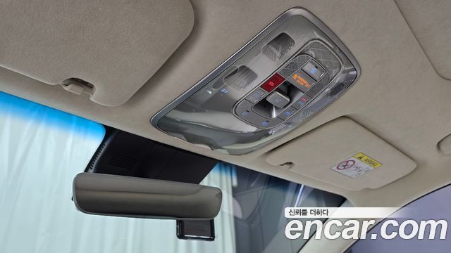 Genesis GV70 2.5T Gasoline 2WD 2023 — фото 35