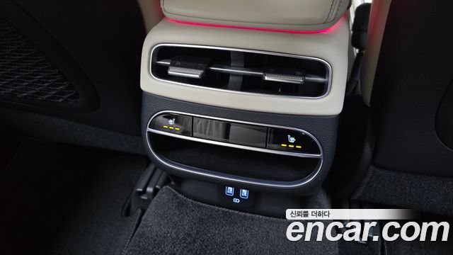 Genesis GV70 2.5T Gasoline 2WD 2023 — фото 36