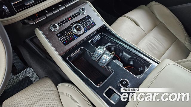 Lincoln Aviator (II) 3.0 Reserve  AWD 2020 — фото 9