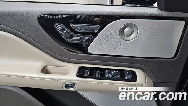 Lincoln Aviator (II) 3.0 Reserve  AWD 2020 — фото 18