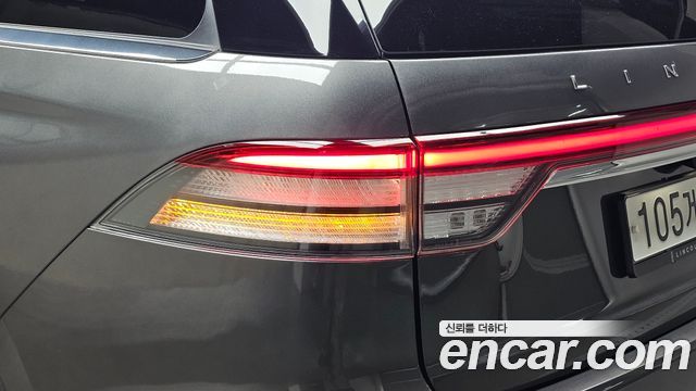 Lincoln Aviator (II) 3.0 Reserve  AWD 2020 — фото 23