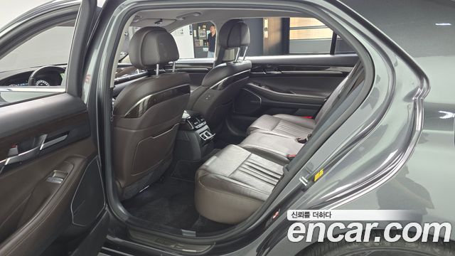 Genesis EQ900 3.8 GDI AWD Premium Luxury 2018 — фото 11