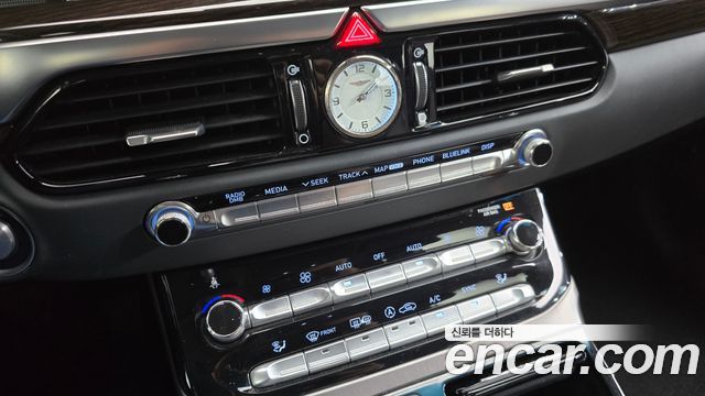Genesis EQ900 3.8 GDI AWD Premium Luxury 2018 — фото 12