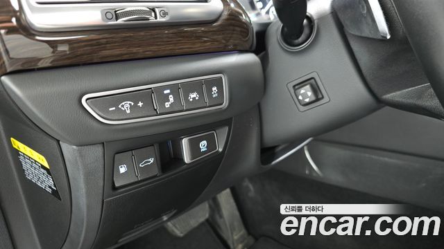 Genesis EQ900 3.8 GDI AWD Premium Luxury 2018 — фото 20