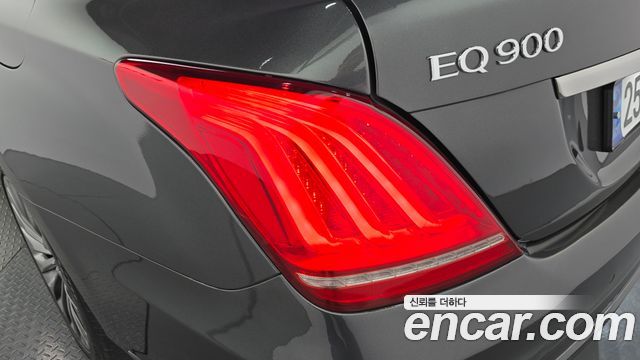 Genesis EQ900 3.8 GDI AWD Premium Luxury 2018 — фото 23
