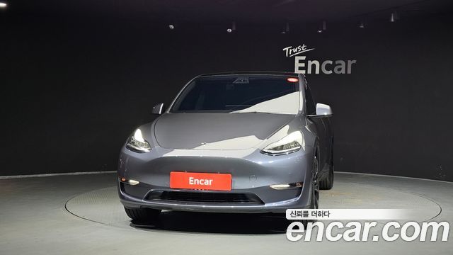 Tesla Model Y Standard Range RWD 2021 — фото 3