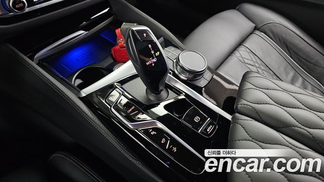 BMW 6 Series GT (G32) 630i xDrive M Sport 2023 — фото 9