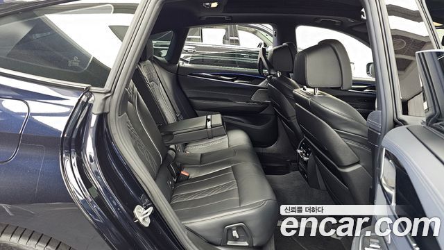 BMW 6 Series GT (G32) 630i xDrive M Sport 2023 — фото 12