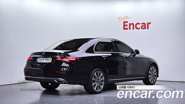 Mercedes-Benz E-Class (W213) E350 4MATIC Exclusive 2023 — фото 2