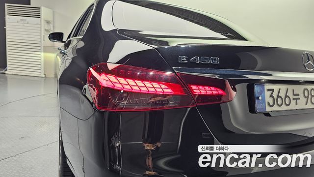 Mercedes-Benz E-Class (W213) E350 4MATIC Exclusive 2023 — фото 23