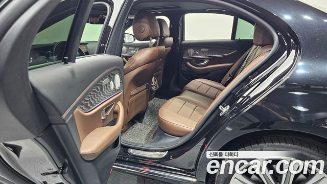 Mercedes-Benz E-Class (W213) E350 4MATIC Exclusive 2023 — фото 26