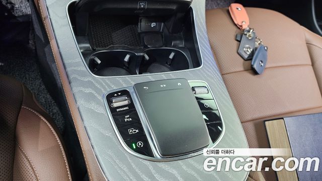 Mercedes-Benz E-Class (W213) E350 4MATIC Exclusive 2023 — фото 28