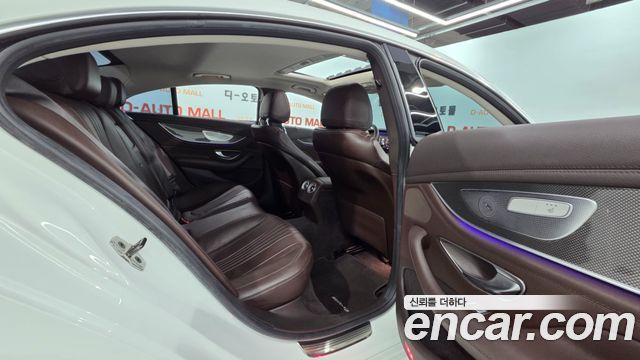 Mercedes-Benz CLS-Class (C257) CLS300d AMG Line 2019 — фото 21
