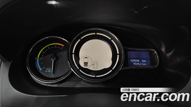 Renault Korea SM3 Z.E. RE 2016 — фото 8