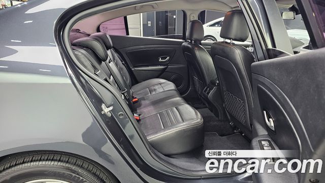 Renault Korea SM3 Z.E. RE 2016 — фото 12