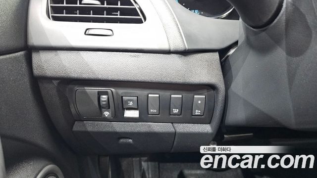 Renault Korea SM3 Z.E. RE 2016 — фото 16