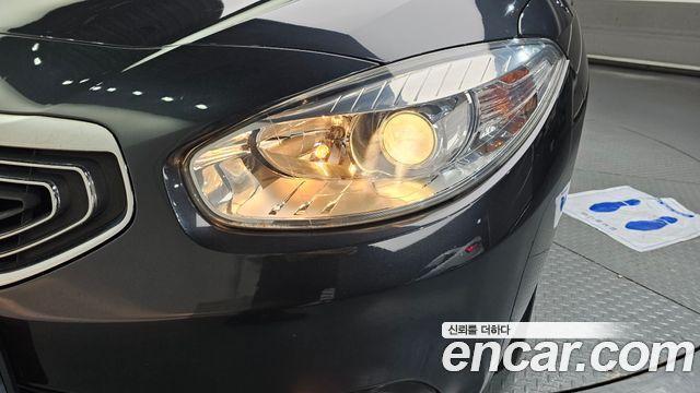Renault Korea SM3 Z.E. RE 2016 — фото 22