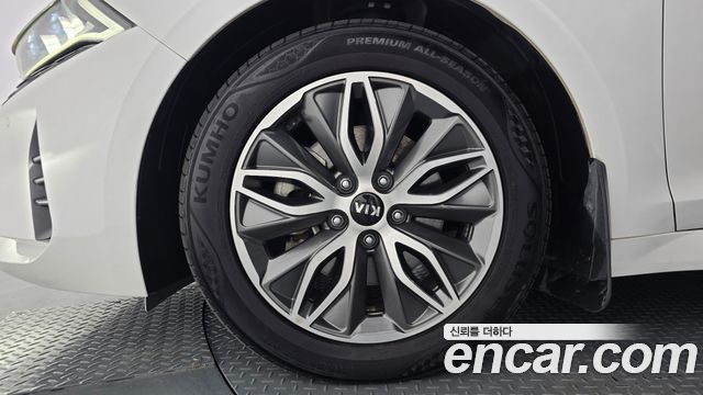 Kia K5 Hybrid (III) Noblesse 2020 — фото 5