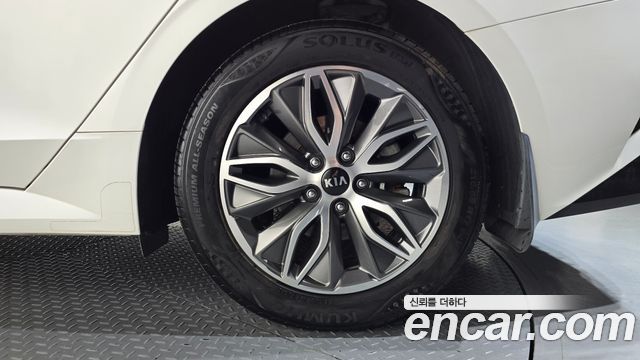 Kia K5 Hybrid (III) Noblesse 2020 — фото 21