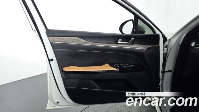 Kia K5 Hybrid (III) Noblesse 2020 — фото 24