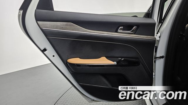 Kia K5 Hybrid (III) Noblesse 2020 — фото 25