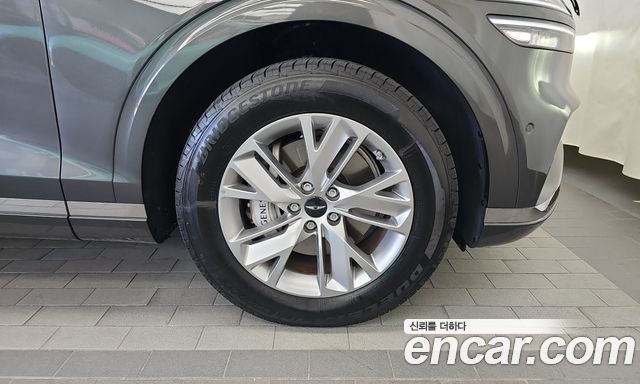 Genesis GV70 2.5T Gasoline AWD 2025 — фото 27