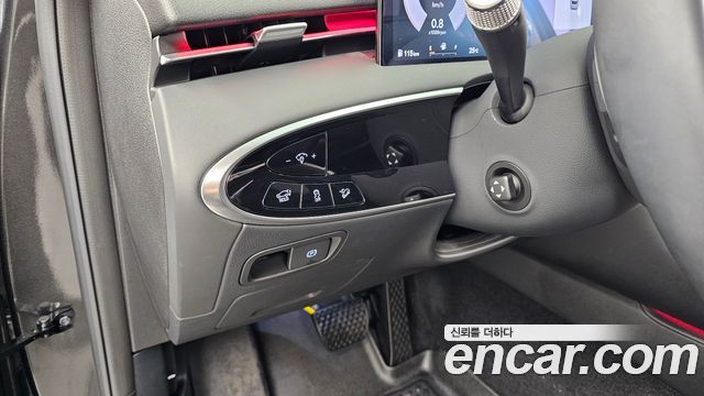 Genesis GV70 2.5T Gasoline AWD 2025 — фото 33