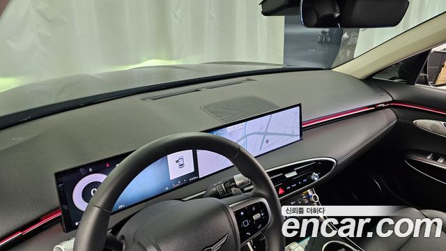 Genesis GV70 2.5T Gasoline AWD 2025 — фото 36
