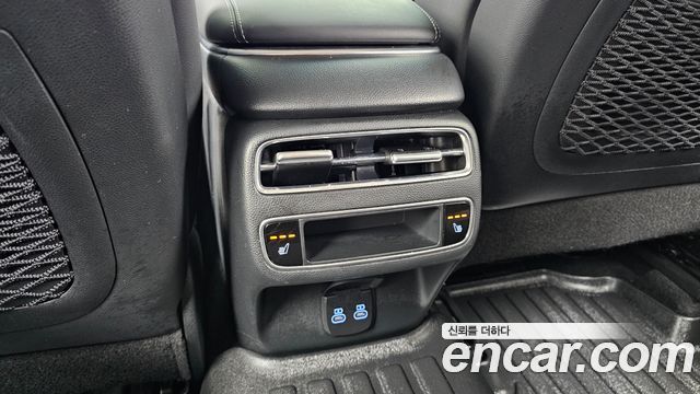 Genesis GV70 2.5T Gasoline AWD 2025 — фото 37