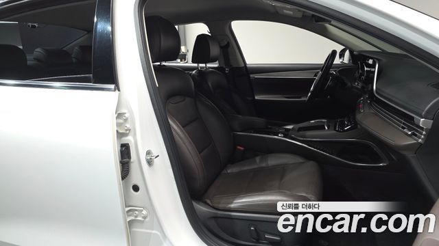 Hyundai Grandeur (IG) 3.0 LPi Rent Car Premium 2020 — фото 12