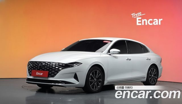 Hyundai Grandeur (IG) 3.0 LPi Rent Car Premium