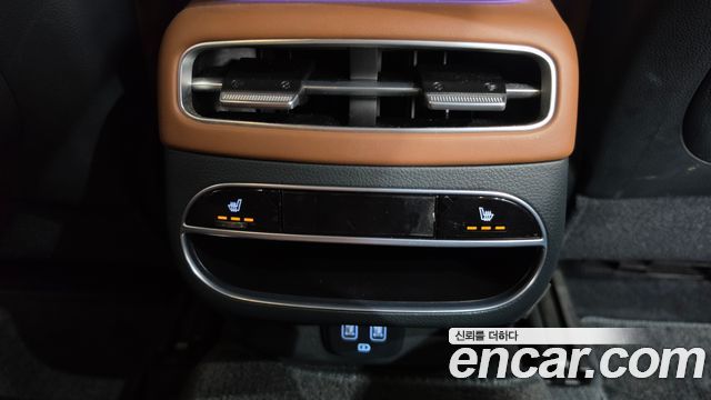 Genesis GV70 2.5T Gasoline AWD 2023 — фото 32