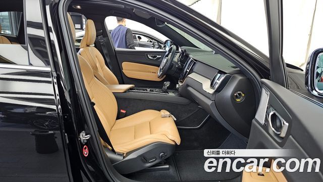 Volvo XC60 (II) T6 Inscription 2020 — фото 16