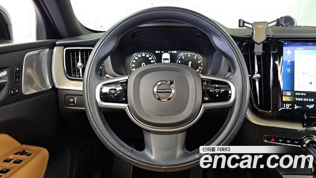 Volvo XC60 (II) T6 Inscription 2020 — фото 20