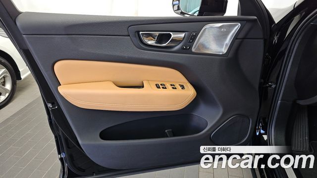 Volvo XC60 (II) T6 Inscription 2020 — фото 30