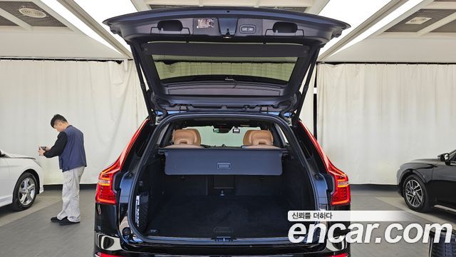 Volvo XC60 (II) T6 Inscription 2020 — фото 40