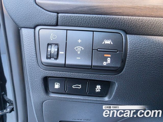 Kia K7 Premier 2.5 GDI Noblesse 2020 — фото 16