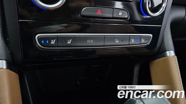 Renault Korea QM6 2.0 LPe RE Signature 2WD 2022 — фото 16