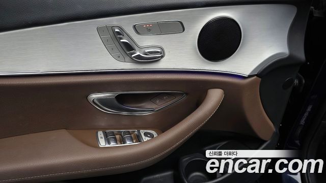 Mercedes-Benz E-Class (W213) E250 Avantgarde 2021 — фото 17