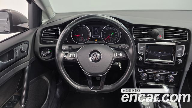Volkswagen Golf (VII) 2.0 TDI 2015 — фото 17