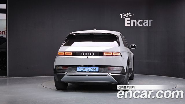 Hyundai Ioniq 5 Long range Commercial Long Range Package 2023 — фото 4
