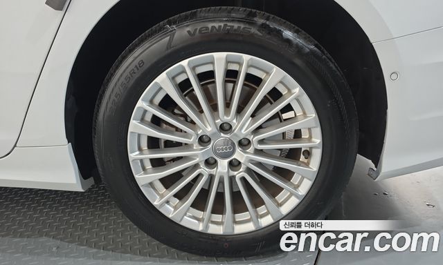 Audi A6 (C8) 45 TFSI Premium 2020 — фото 21