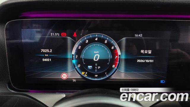 Mercedes-Benz E-Class (W213) E300 AMG Line 2019 — фото 8