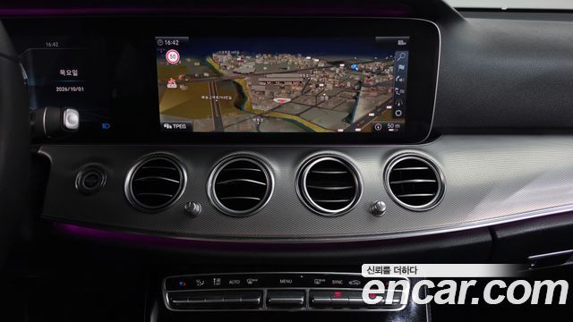 Mercedes-Benz E-Class (W213) E300 AMG Line 2019 — фото 12