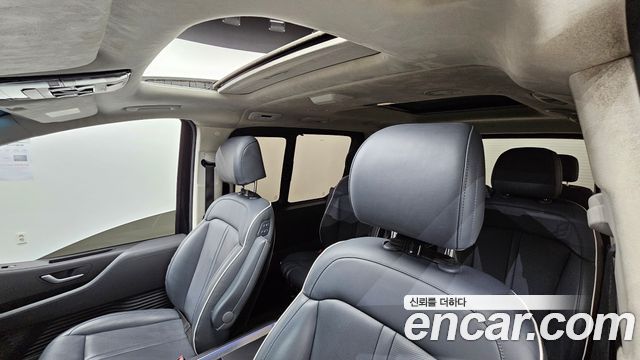 Hyundai Staria L3.5 Lounge 9-Seater Inspiration 2022 — фото 18