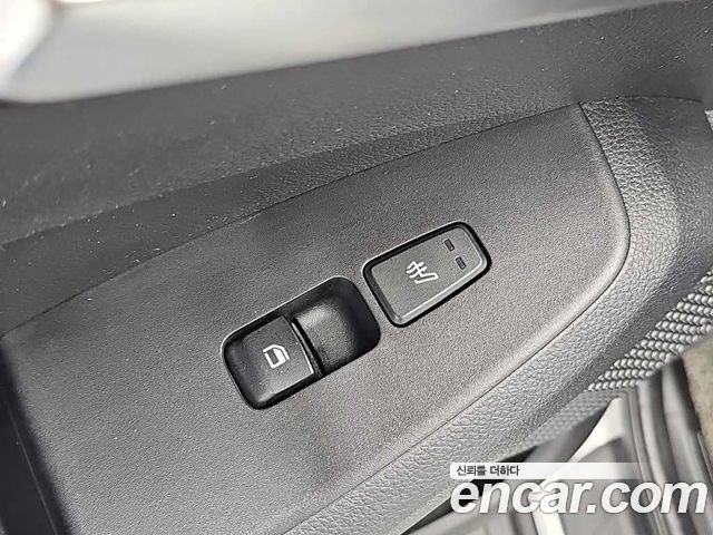 Kia Seltos Gasoline 1.6 Turbo 2WD Signature 2021 — фото 17