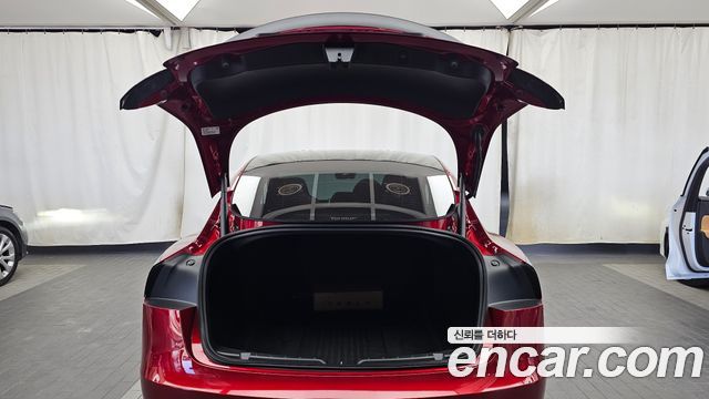 Tesla Model 3 Performance AWD 2026 — фото 20
