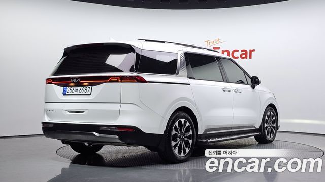 Kia Carnival (IV) Diesel 9-Seater Signature 2023 — фото 2
